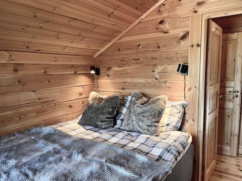 Tradisjonell laftet hytte