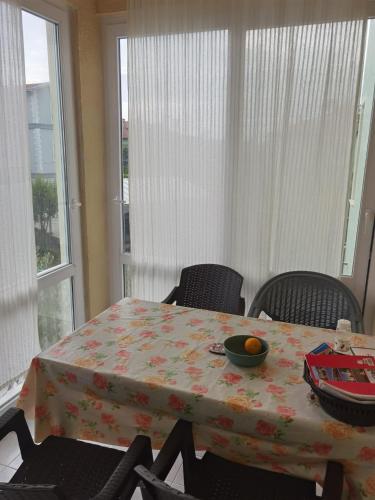 公共休息室/电视室, Adventurous Local Hostel in 费特希耶 公共休息室/电视室, Adventurous Local Hostel in 费特希耶