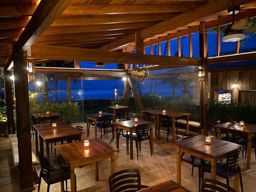 Εστιατόριο, Villa Sapê Pousada (Villa Sape Pousada) in Ουμπατουμπα Εστιατόριο, Villa Sapê Pousada (Villa Sape Pousada) in Ουμπατουμπα