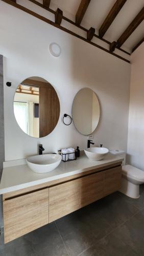 Bathroom, Boho Home - Casa Campestre, Respira Naturaleza! in Sachica Bathroom, Boho Home - Casa Campestre, Respira Naturaleza! in Sachica