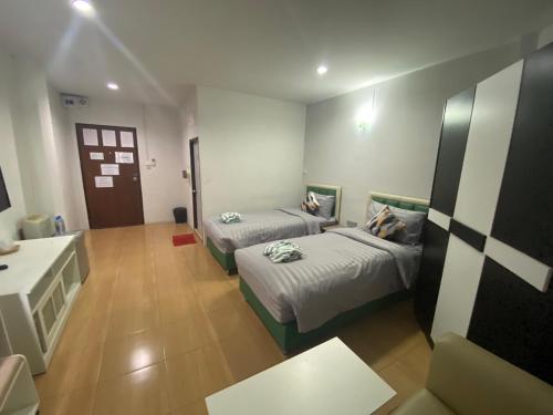 Alongkorn hotel by SB in Samut Songkhram Alongkorn hotel by SB in Samut Songkhram