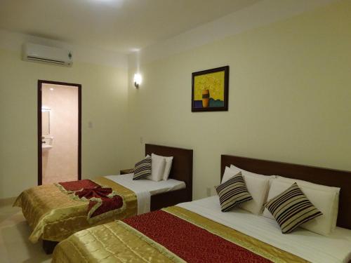 Hoa Vinh Hotel near Dong Khoi Street Hoa Vinh Hotel near Dong Khoi Street