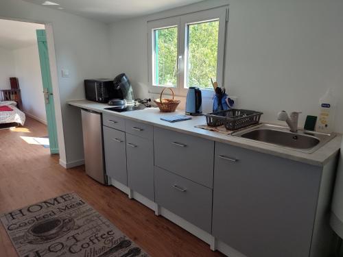 Kitchen, Gite insolite La Renouee in Montagland Kitchen, Gite insolite La Renouee in Montagland