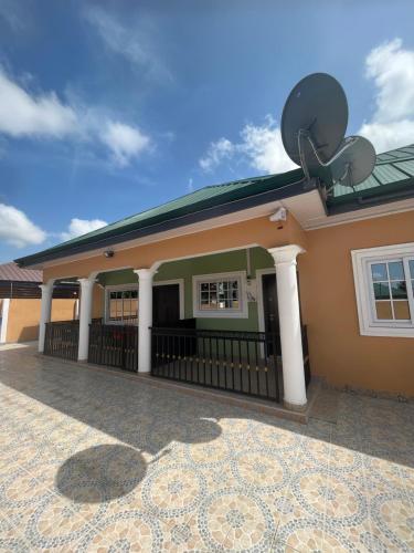FREE WIFI AND ENTERTAINMENT 2 Bed Self-Contained Apartment in Amasaman FREE WIFI AND ENTERTAINMENT 2 Bed Self-Contained Apartment in Amasaman
