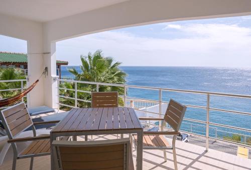 陽台/露台, Whitehouse Lagun Apartments in 拉古恩 陽台/露台, Whitehouse Lagun Apartments in 拉古恩