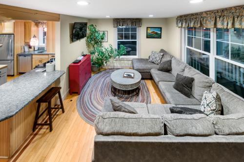 托普諾次酒店 (Top Notch Inn) in 戈勒姆 托普諾次酒店 (Top Notch Inn) in 戈勒姆