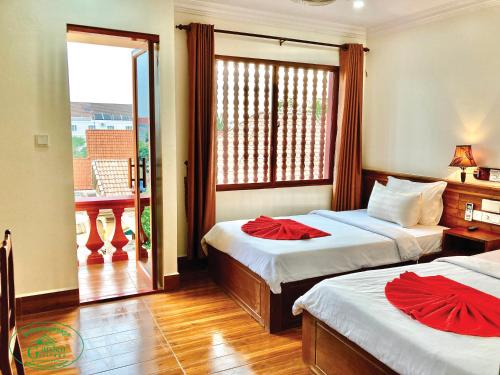 Garden Village Guesthouse in Siem Reap Garden Village Guesthouse in Siem Reap