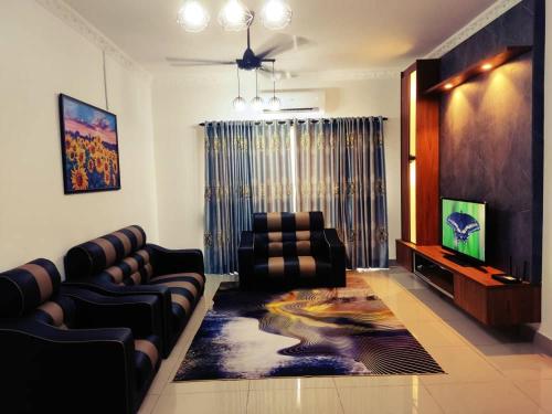 m² 4 slaapkamer, 4 privé badkamer Vrijstaande woning in Dengkil (EZ Homestay@Platinum near Cyberjaya|Putrajaya|KLIA) in Dengkil m² 4 slaapkamer, 4 privé badkamer Vrijstaande woning in Dengkil (EZ Homestay@Platinum near Cyberjaya|Putrajaya|KLIA) in Dengkil