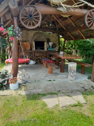 Adamowo in Uherce Mineralne Adamowo in Uherce Mineralne