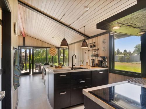 Holiday Home Litle - 600m from the sea by Interhome in Hou Holiday Home Litle - 600m from the sea by Interhome in Hou