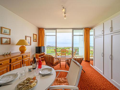Studio Les Trois Iles-12 by Interhome in Quiberon Studio Les Trois Iles-12 by Interhome in Quiberon