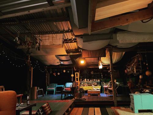 Gumm Lonely Club in Ao Phrao Gumm Lonely Club in Ao Phrao