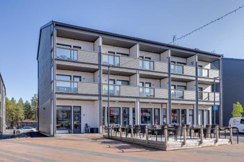 Hotellet från utsidan, Starvillas B 202 Sisältää loppusiivouksen (Starvillas B 202 Sisaltaa loppusiivouksen) in Kalajoki Hotellet från utsidan, Starvillas B 202 Sisältää loppusiivouksen (Starvillas B 202 Sisaltaa loppusiivouksen) in Kalajoki
