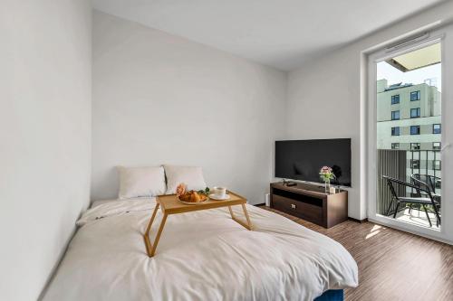 Metro Bemowo Studio - Balcony, Parking, near Metro - by Rentujemy