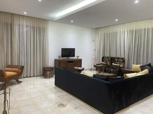 4 Bedroom with Pool, Golf View in a 5 star Complex in 아제모르 4 Bedroom with Pool, Golf View in a 5 star Complex in 아제모르