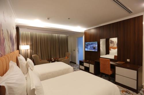 Guestroom, Tulip Plaza Hotel in Hafar Al Batin Guestroom, Tulip Plaza Hotel in Hafar Al Batin