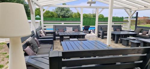 Garden Panzió (Garden Panzio) in บาลาตันเลลเล Garden Panzió (Garden Panzio) in บาลาตันเลลเล