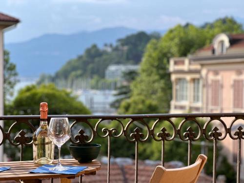 La casa sul porto in Laveno Mombello La casa sul porto in Laveno Mombello