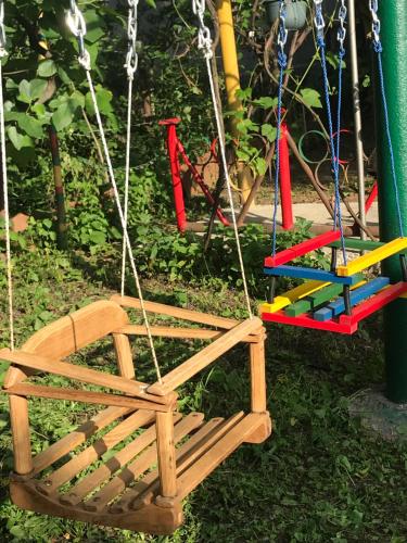 ملعب للأطفال, Тереза кемпинг in Haghpat ملعب للأطفال, Тереза кемпинг in Haghpat