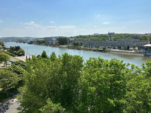 GOLDEN RESORT in Boulogne-sur-Mer GOLDEN RESORT in Boulogne-sur-Mer
