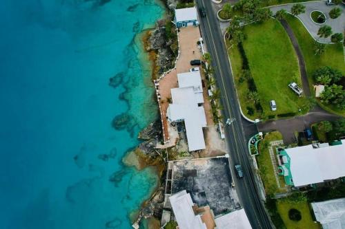 Beautiful Water Front Property - Snorkel, Fish, or RELAX in the BEST LOCATION! in Bermuda Beautiful Water Front Property - Snorkel, Fish, or RELAX in the BEST LOCATION! in Bermuda
