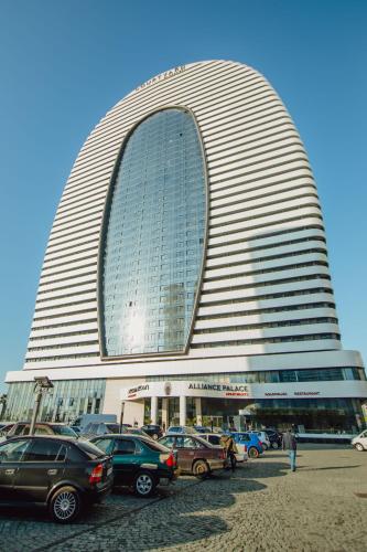 Sunshine Apartments Alilance