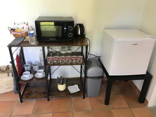 Létesítmények, Après la pluie (Apres la pluie) in Sorrus Létesítmények, Après la pluie (Apres la pluie) in Sorrus