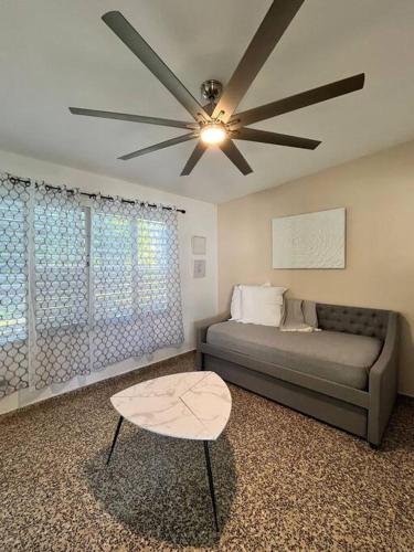 Casita 8 minutes from Crashboat Beach in Aguadilla Casita 8 minutes from Crashboat Beach in Aguadilla