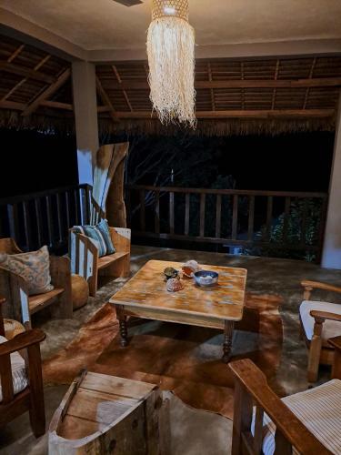 Bar/lounge, Komba on the Rocks in Nosy Ambariovato Bar/lounge, Komba on the Rocks in Nosy Ambariovato