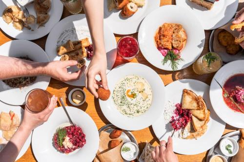 餐廳, Grandhotel Sluchátko - EX Zámecký hotel (Grandhotel Sluchatko - EX Zamecky hotel) in 弗拉諾夫納德迪伊 餐廳, Grandhotel Sluchátko - EX Zámecký hotel (Grandhotel Sluchatko - EX Zamecky hotel) in 弗拉諾夫納德迪伊