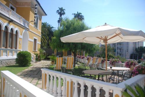 Balkon/teras, Hotel Primula in Alassio Balkon/teras, Hotel Primula in Alassio