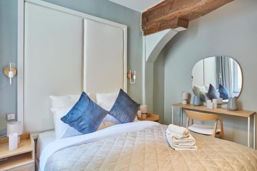 Charming and new apartment Center of Paris ( Saint Martin)