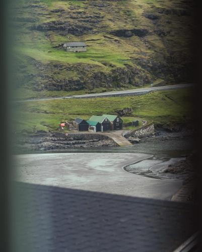 חוף ים, Stunning Sea View - 3BR - Beach - Scenic Village in Hósvík חוף ים, Stunning Sea View - 3BR - Beach - Scenic Village in Hósvík