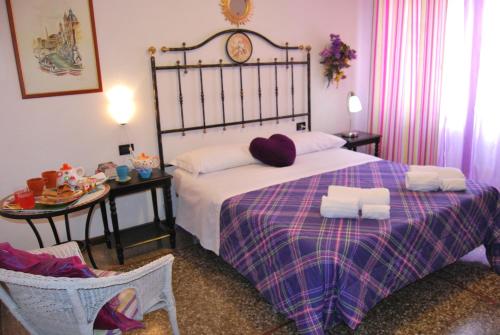 This photo about City Room B&B shared on HyHotel.com