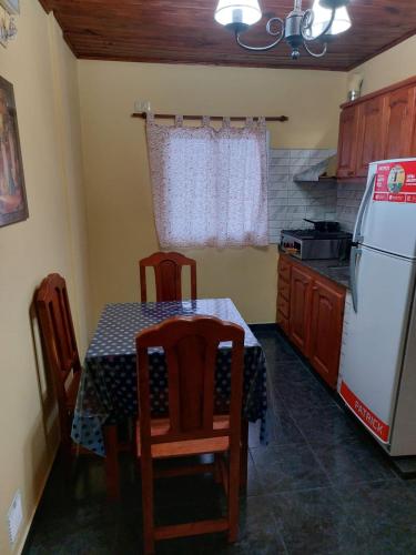 Hotel y Departamentos Arroyos in เปริโก Hotel y Departamentos Arroyos in เปริโก