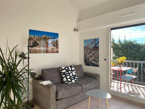 9 - Agréable appartement, terrasse, vue mer et parking (9 - Agreable appartement, terrasse, vue mer et parking) in Lescourche 9 - Agréable appartement, terrasse, vue mer et parking (9 - Agreable appartement, terrasse, vue mer et parking) in Lescourche