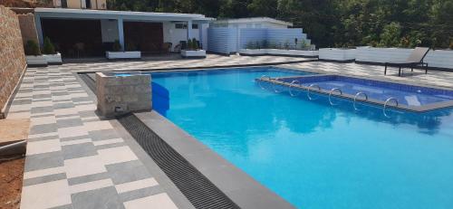Swimming pool, The Arcadia Pool and Villa - Umroi in Umsning Swimming pool, The Arcadia Pool and Villa - Umroi in Umsning