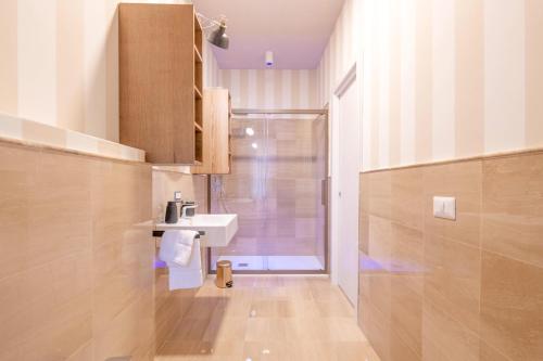 Baño, City Gate - Luxury Suites in Bari Baño, City Gate - Luxury Suites in Bari