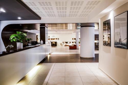 Lobby, The Caesar Roma in Aurelio and Monteverde Lobby, The Caesar Roma in Aurelio and Monteverde