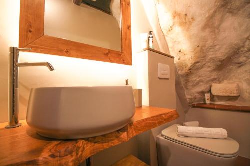 Santo'S House Luxury - idromassaggio e doccia emozionale in Santo Stefano di Sessanio Santo'S House Luxury - idromassaggio e doccia emozionale in Santo Stefano di Sessanio