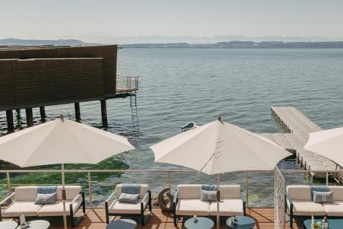 Pub/salong, Hotel Palafitte in Neuchatel Pub/salong, Hotel Palafitte in Neuchatel