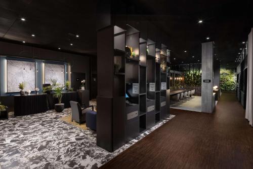 Shared lounge/TV area, Radisson Hotel & Suites Zurich near Glatt Shopping Mall Shared lounge/TV area, Radisson Hotel & Suites Zurich near Glatt Shopping Mall