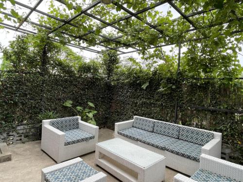 Balkon/teras, Riviera Courtyard in Islamabad Balkon/teras, Riviera Courtyard in Islamabad