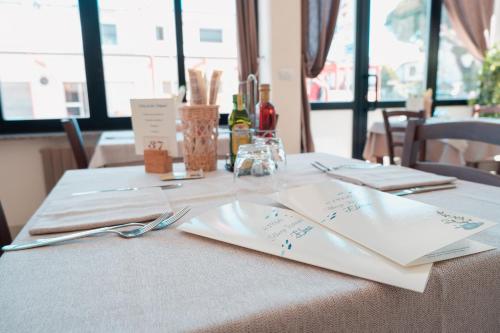 Étterem, Albergo ristorante Elena in Lido Delle Nazioni Étterem, Albergo ristorante Elena in Lido Delle Nazioni