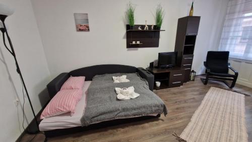 Perfect located flat with gametable