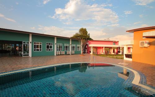 Uthong Garden Resort Hotel