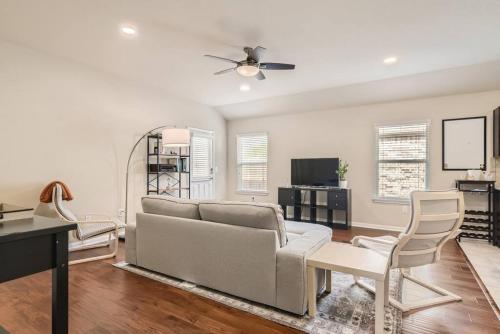 Serene 3BR Retreat near East Austin in جلينبروك Serene 3BR Retreat near East Austin in جلينبروك