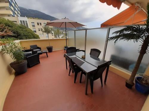 Le Garavan, Superbe studio vue mer et vieux Menton in Menton Le Garavan, Superbe studio vue mer et vieux Menton in Menton
