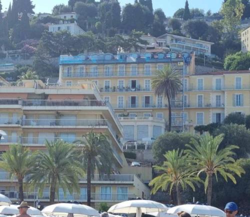 Le Garavan, Superbe studio vue mer et vieux Menton in Menton Le Garavan, Superbe studio vue mer et vieux Menton in Menton