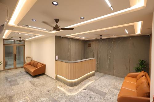 ロビー, PUROHIT LUXURIOUS AC DORMITORY in スーラト ロビー, PUROHIT LUXURIOUS AC DORMITORY in スーラト